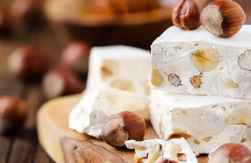 Macchinario antico per lavorare il torrone
